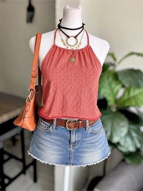 GAP Halter Top Size M
